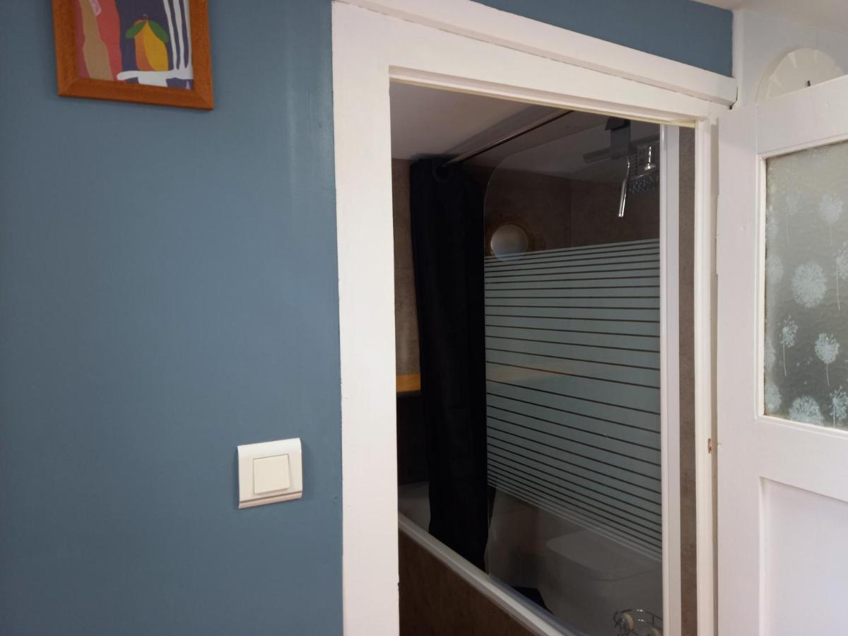 Appartement Atypique Independant Sur Peniche Мец Экстерьер фото